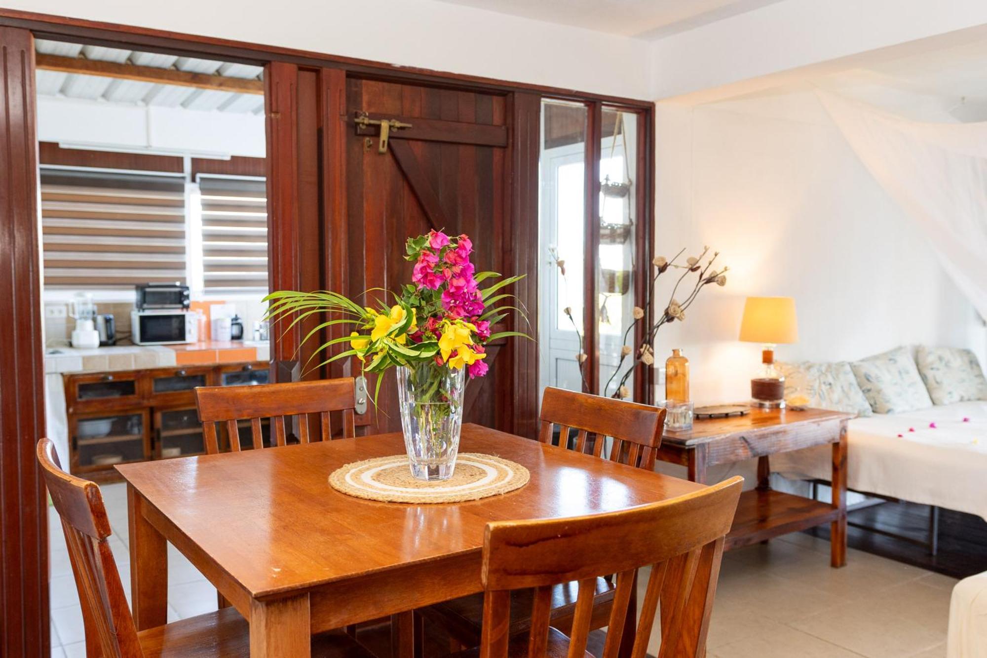 Residence Ma Vie La Ltee เลอ โมน ภายนอก รูปภาพ